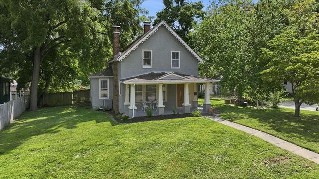 812 Cedar Street, Pleasant Hill, MO 64080