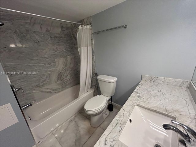 18031 Biscayne Blvd 904, Aventura, FL 33160