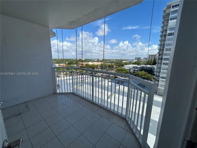 18031 Biscayne Blvd 904, Aventura, FL 33160