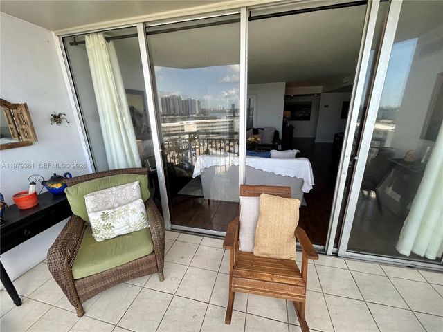 18031 Biscayne Blvd 904, Aventura, FL 33160