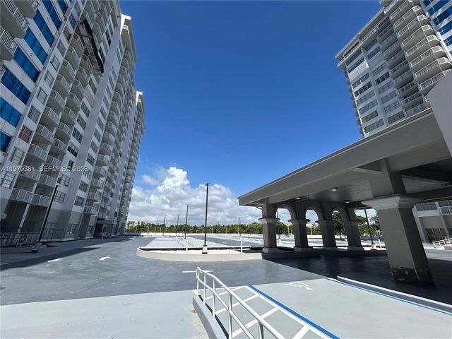 18031 Biscayne Blvd 904, Aventura, FL 33160
