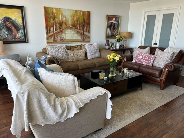 18031 Biscayne Blvd 904, Aventura, FL 33160