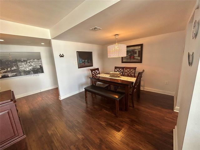 18031 Biscayne Blvd 904, Aventura, FL 33160