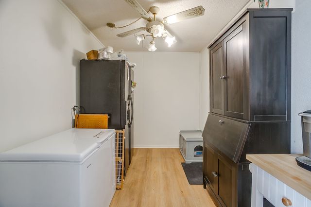 517 Post Oak Lane, Burleson, TX 76028