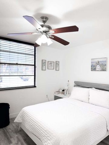 1721 Whitehall Drive 101, Davie, FL 33324