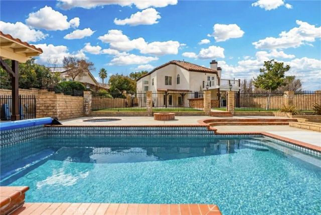 41164 Carmel, Palmdale, CA 93551