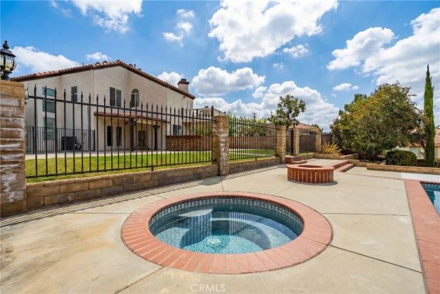 41164 Carmel, Palmdale, CA 93551