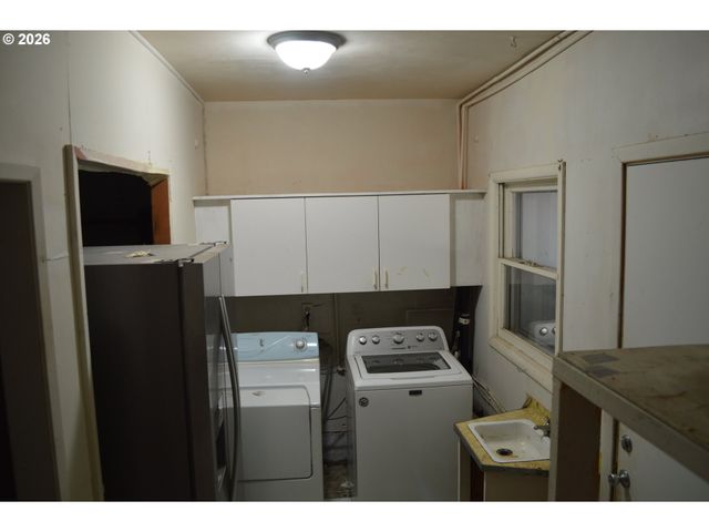 641 Se 148TH Ave, Portland, OR 97233