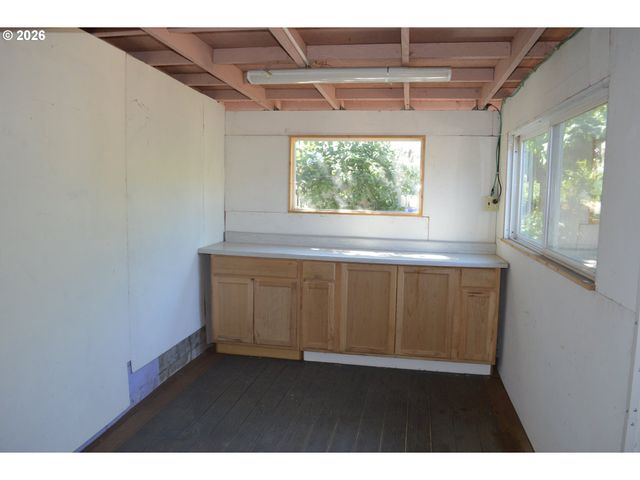 641 Se 148TH Ave, Portland, OR 97233