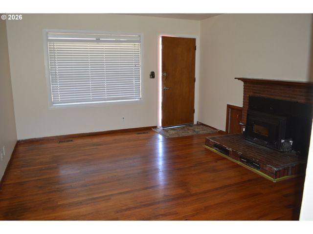 641 Se 148TH Ave, Portland, OR 97233
