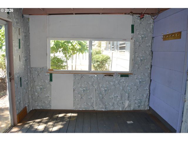 641 Se 148TH Ave, Portland, OR 97233