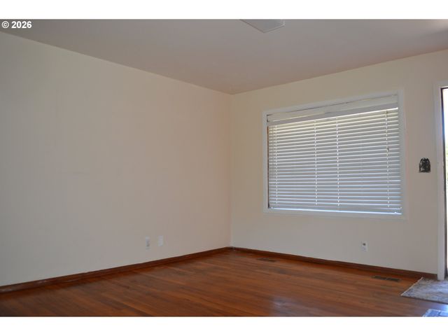 641 Se 148TH Ave, Portland, OR 97233
