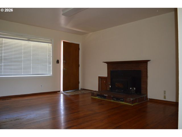 641 Se 148TH Ave, Portland, OR 97233