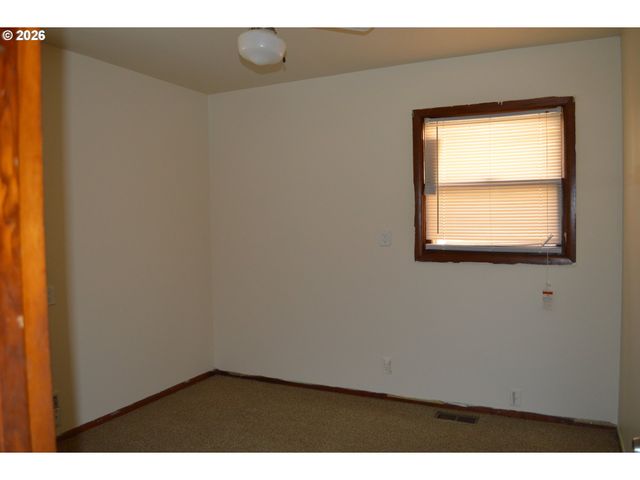 641 Se 148TH Ave, Portland, OR 97233