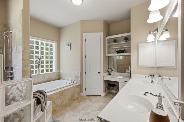 17599 Indian Lakes Drive, College Station, TX 77845