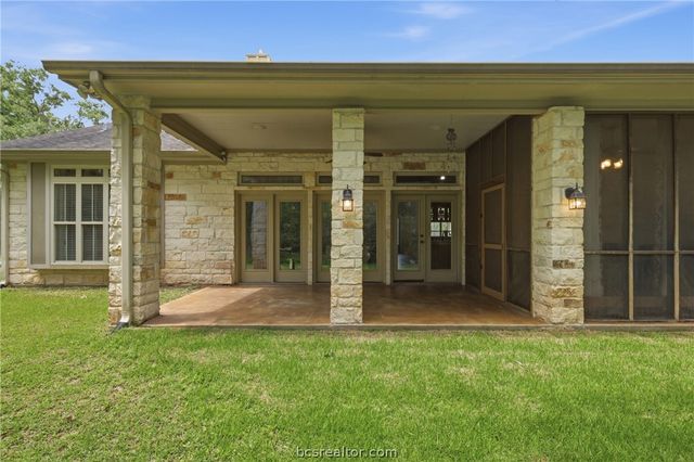 17599 Indian Lakes Drive, College Station, TX 77845