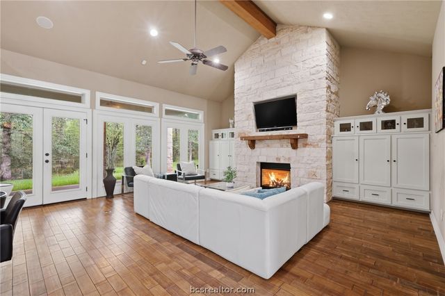 17599 Indian Lakes Drive, College Station, TX 77845