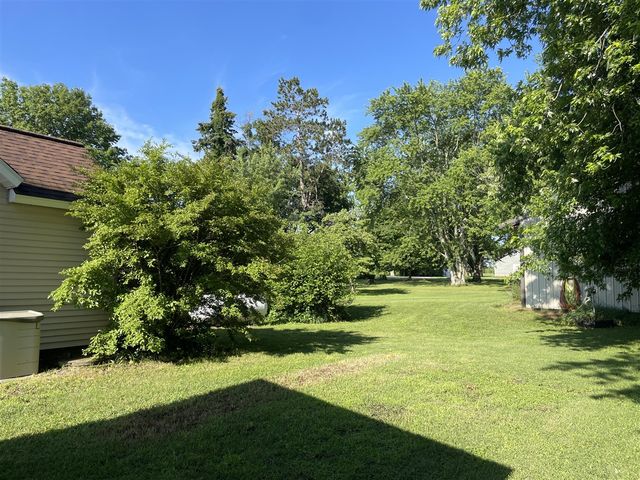 6381 107th Avenue, South Haven, MI 49090