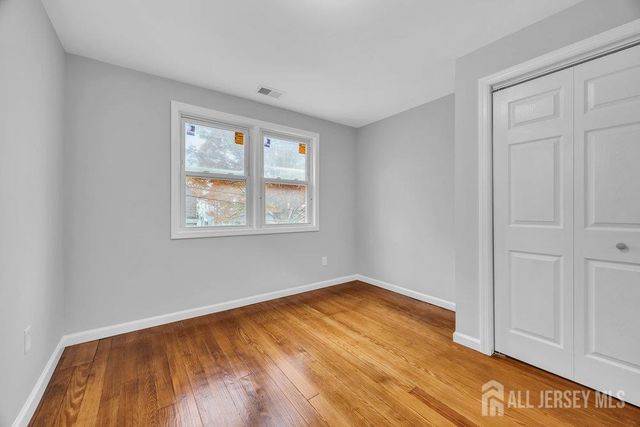 49 Comstock Street, New Brunswick, NJ 08901