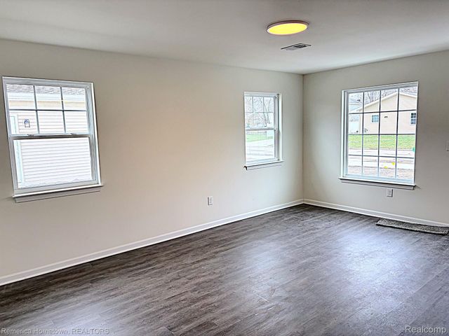 2203 Emerson Street, Westland, MI 48186