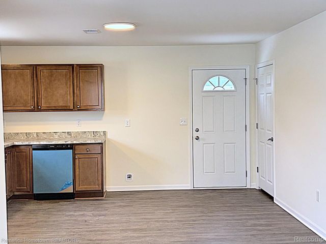 2203 Emerson Street, Westland, MI 48186