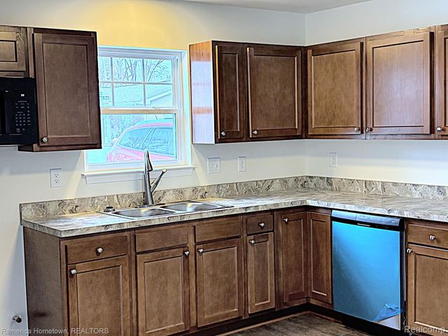 2203 Emerson Street, Westland, MI 48186
