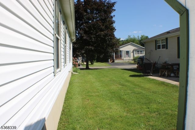 4 Rainbow Terrace, White Twp., NJ 07823