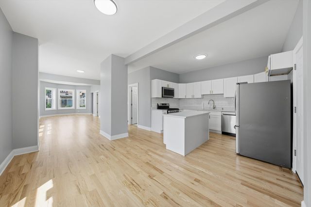 6833 S Aberdeen Street, Chicago, IL 60621