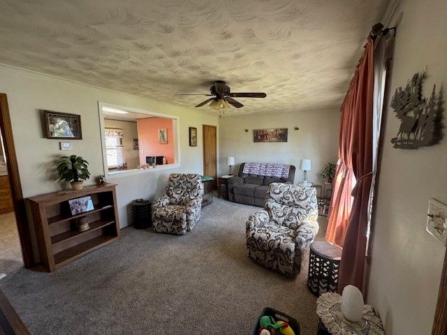 301 MAPLE Street, Conneaut Lake, PA 16316