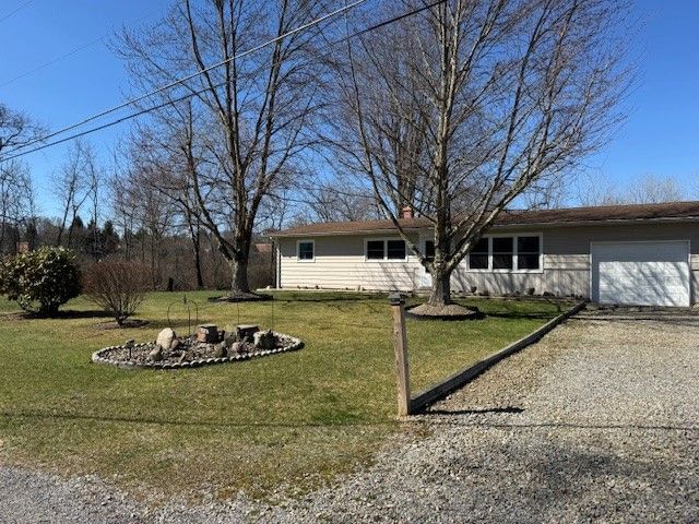 301 MAPLE Street, Conneaut Lake, PA 16316