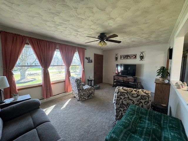 301 MAPLE Street, Conneaut Lake, PA 16316