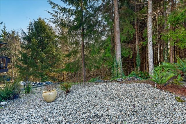 405 Andrews Avenue, Cosmopolis, WA 98537