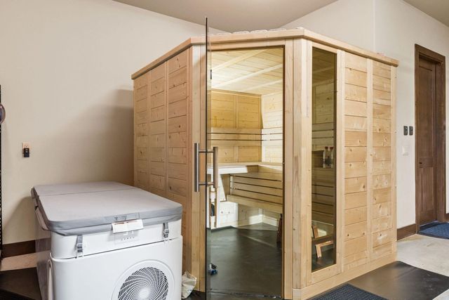 7724 Lynchburg DR, Austin, TX 78738