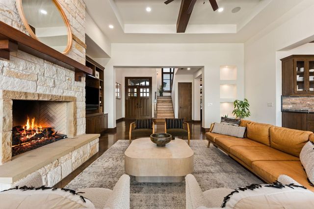 7724 Lynchburg DR, Austin, TX 78738