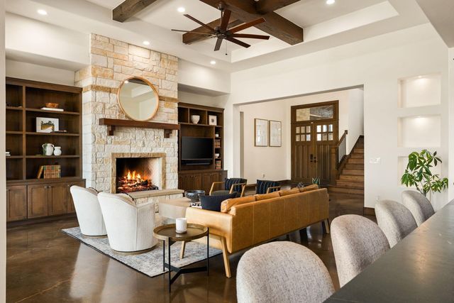 7724 Lynchburg DR, Austin, TX 78738