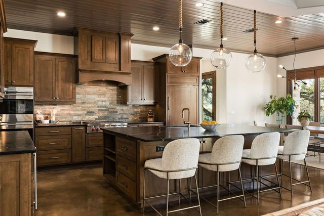 7724 Lynchburg DR, Austin, TX 78738