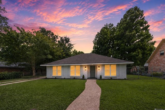 1019 E Palmview St, Gonzales, LA 70737