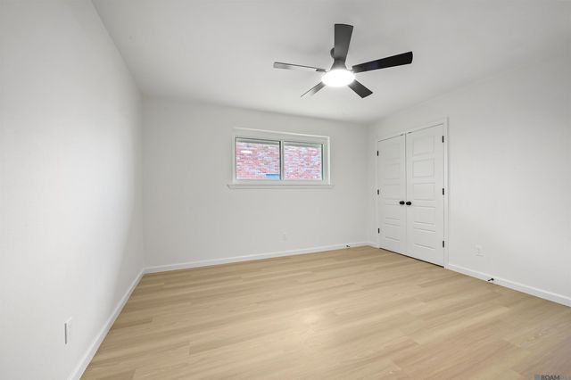1019 E Palmview St, Gonzales, LA 70737