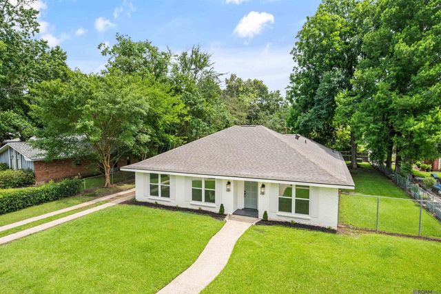 1019 E Palmview St, Gonzales, LA 70737
