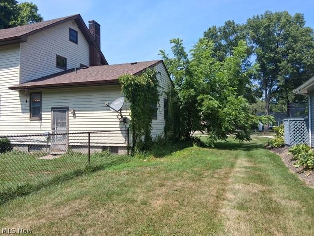 90 Overlook Road, Painesville, OH 44077