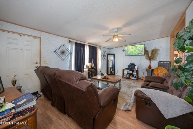 125 Cranberry Lane, Clinton, NC 28328