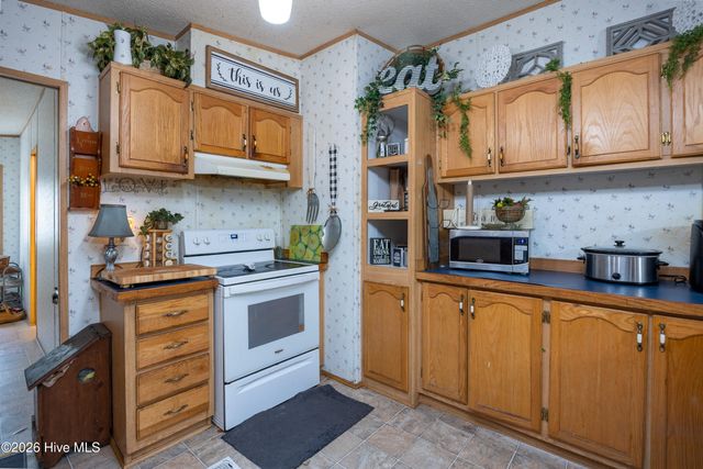 125 Cranberry Lane, Clinton, NC 28328