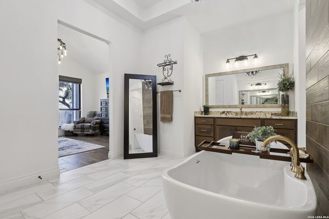 3831 Escalera Pass, Bulverde, TX 78163