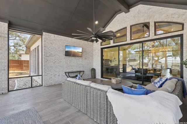 3831 Escalera Pass, Bulverde, TX 78163