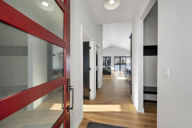 396 ALDON CIRCLE, Green Bay, WI 54304