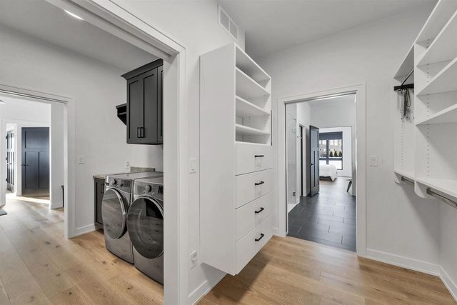 396 ALDON CIRCLE, Green Bay, WI 54304