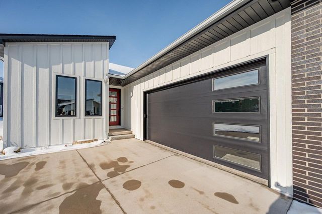 396 ALDON CIRCLE, Green Bay, WI 54304