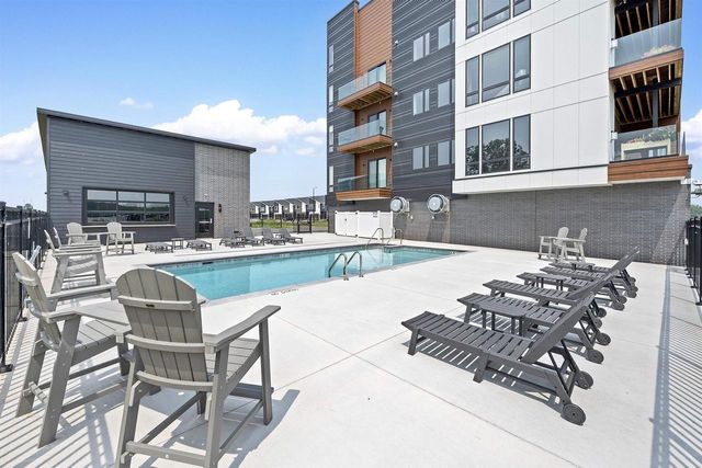 396 ALDON CIRCLE, Green Bay, WI 54304