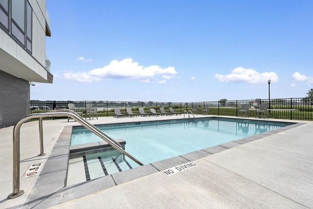 396 ALDON CIRCLE, Green Bay, WI 54304