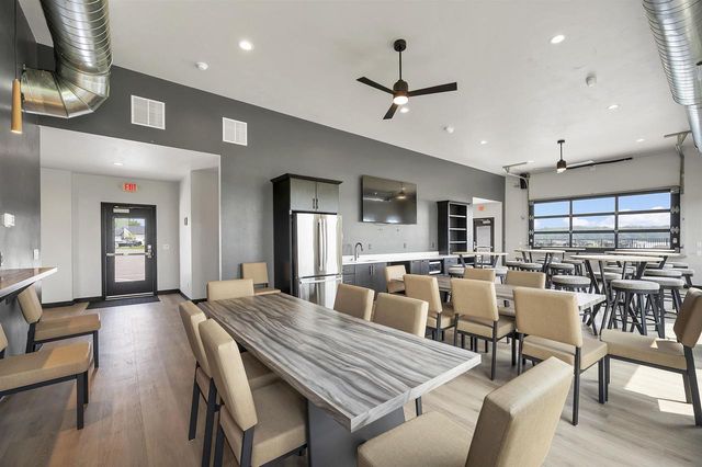 396 ALDON CIRCLE, Green Bay, WI 54304